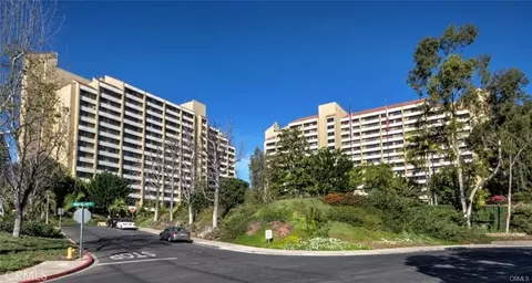 24055 Paseo Del Lago #812, Laguna Woods, CA 92637