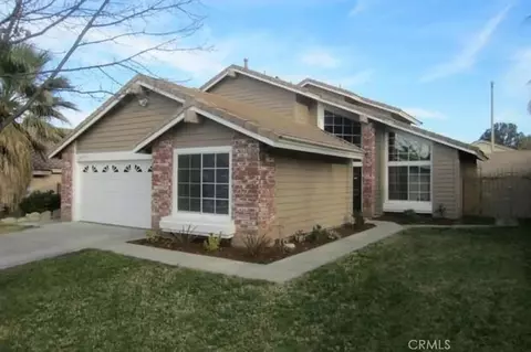 32770 Royal Oak Ln, Lake Elsinore, CA 92530