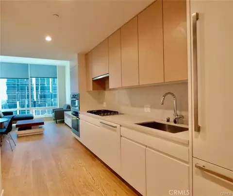 877 Francisco St #1903, Los Angeles, CA 90017
