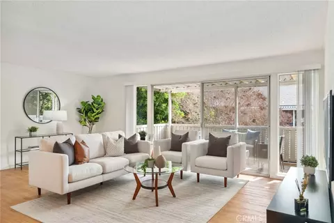 225 Avenida Majorca #N, Laguna Woods, CA 92637