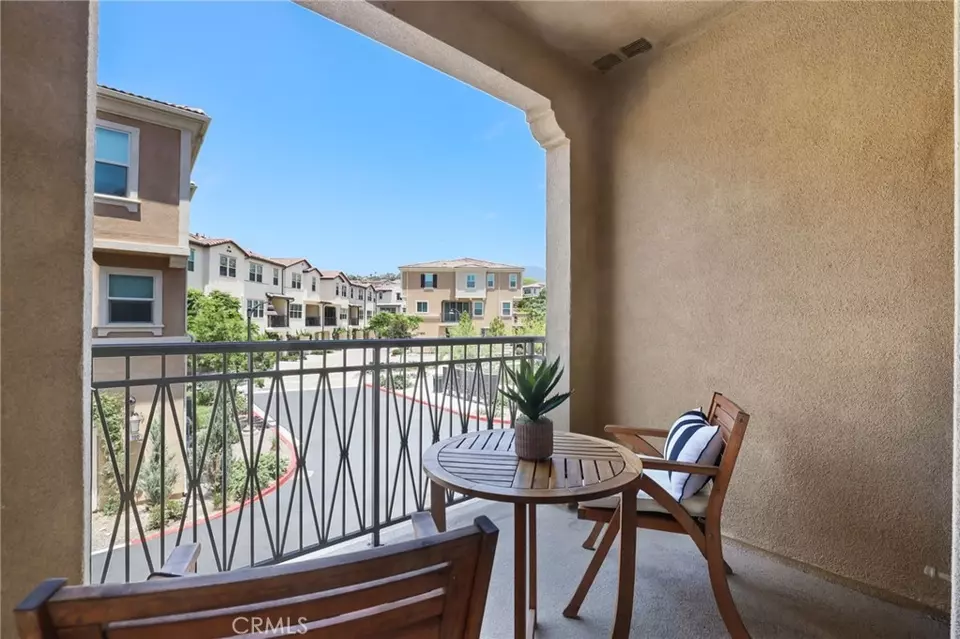 109 Alder Rdg, Lake Forest, CA 92610 | MLS# OC25134833 | 27 Photos - Movoto
