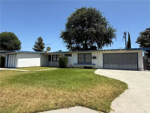 1836 E Walnut Crk, West Covina, CA 91791
