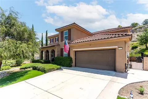17122 Broken Rock Ct, Riverside, CA 92503
