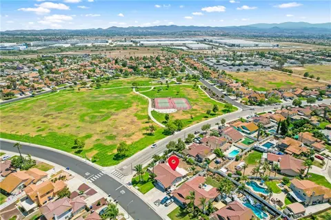 8761 Sandhill Dr, Riverside, CA 92508