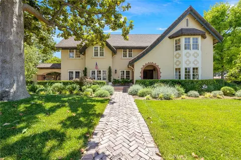 3594 Castle Reagh Pl, Riverside, CA 92506