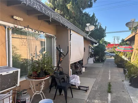 2718 W Mcfadden Ave, Santa Ana, CA 92704