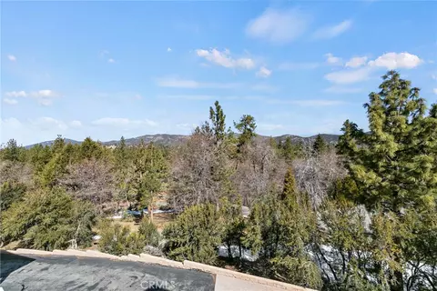 Exterior - 858 Fox Tower Way, Big Bear Lake, CA 92315 photo 8 of 17