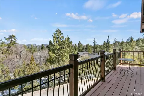 Exterior - 858 Fox Tower Way, Big Bear Lake, CA 92315 photo 7 of 17