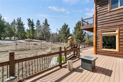 Exterior - 858 Fox Tower Way, Big Bear Lake, CA 92315 photo 11 of 17