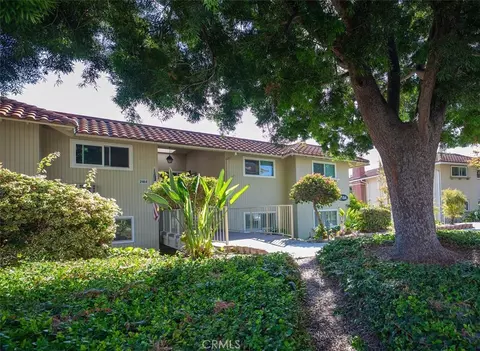 2184 Via Mariposa E #D, Laguna Woods, CA 92637