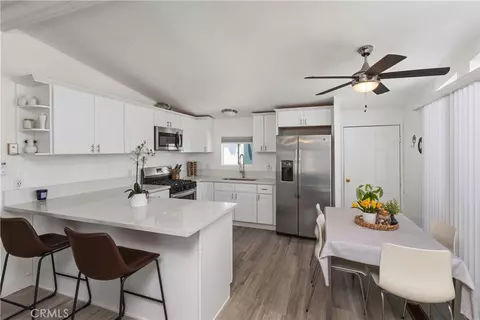 327 W Wilson St #49, Costa Mesa, CA 92627
