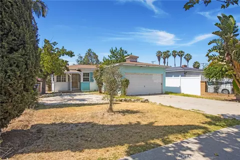 2210 W 7th St, Santa Ana, CA 92703