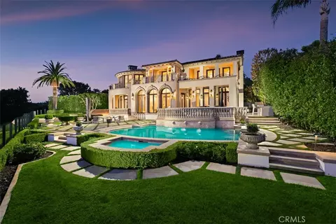 22 Pelican Crest Dr, Newport Coast, CA 92657