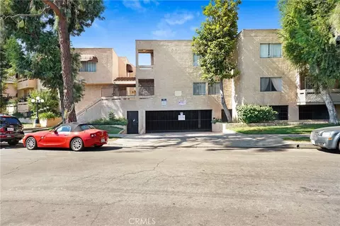 8020 Langdon Ave #211, Van Nuys, CA 91406