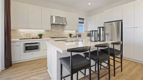 140 Tiffin, Irvine, CA 92618