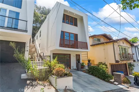 2820 Oak Point Dr, Los Angeles, CA 90068