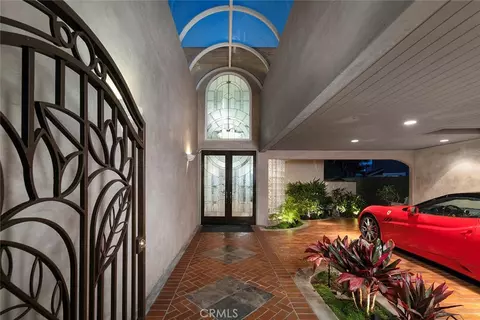17022 Marinabay Dr, Huntington Beach, CA 92649