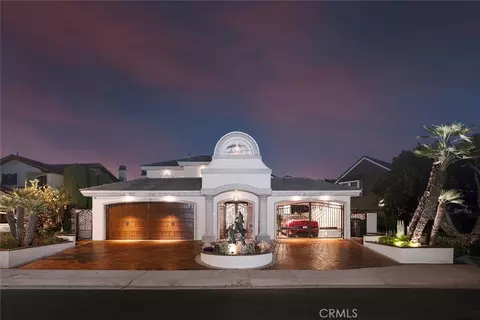 17022 Marinabay Dr, Huntington Beach, CA 92649