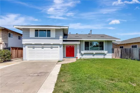 13822 Deodar St, Santa Ana, CA 92705