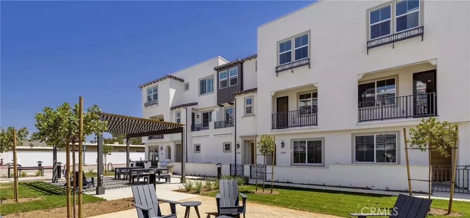  1305 Yannis Ct, El Cajon, CA 92019 photo 2