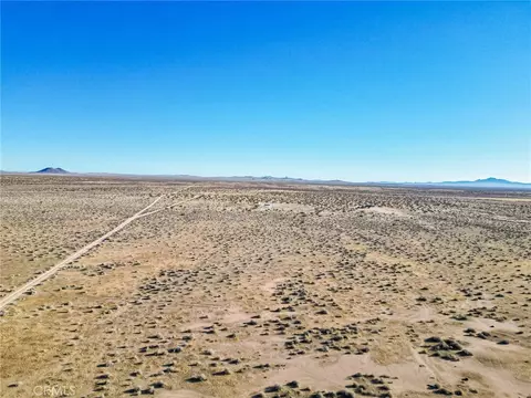 10000 Kramer Station Rd, Boron, CA 93516