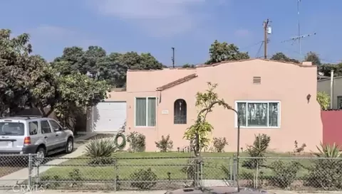 137 Elm Ave, Fullerton, CA 92832