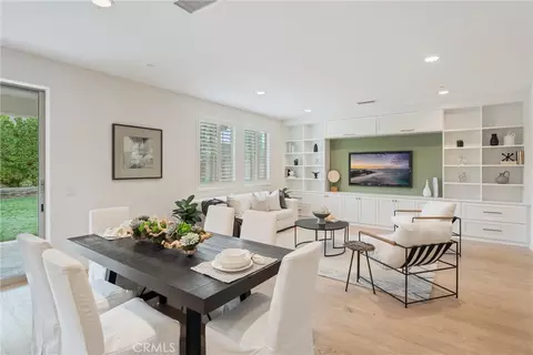 287 Barnes Rd, Tustin, CA 92782