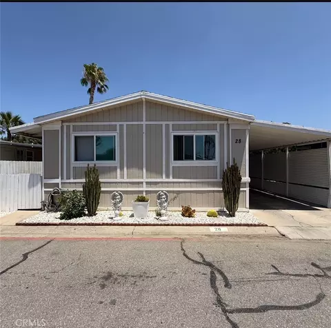 3883 Buchanan St #28, Riverside, CA 92503