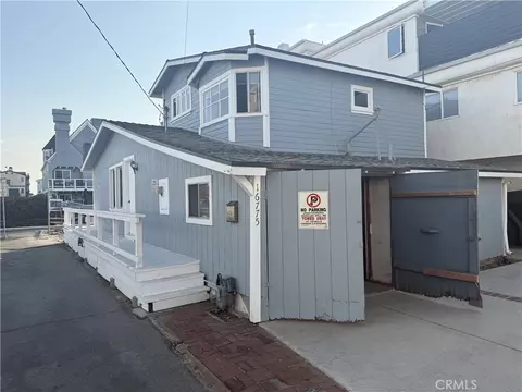 Exterior - 16775 Bayview Dr, Huntington Beach, CA 92649 photo 4 of 6