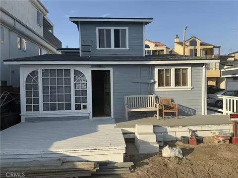 Exterior - 16775 Bayview Dr, Huntington Beach, CA 92649 photo 3 of 6