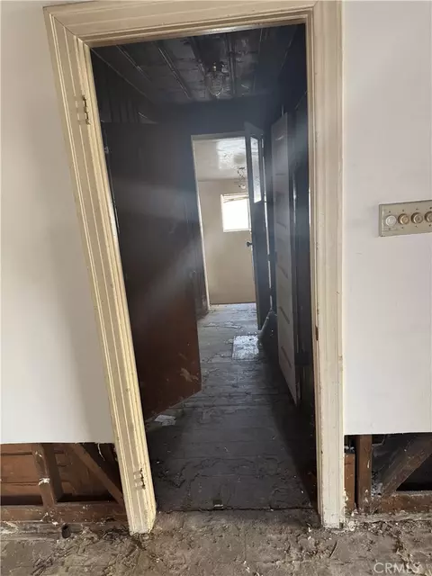 Entry Way - 16775 Bayview Dr, Huntington Beach, CA 92649 photo 3 of 5