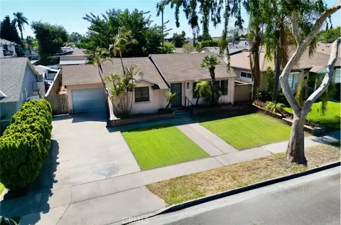 109 S Vermont Ave, Fullerton, CA 92833