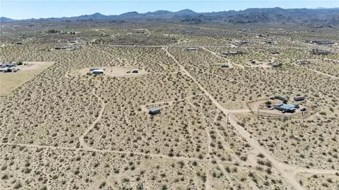 5555 Oleta Rd, Johnson Valley, CA 92285