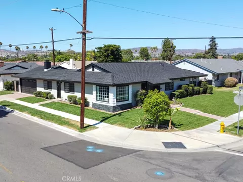 17001 La Kenice Way, Yorba Linda, CA 92886