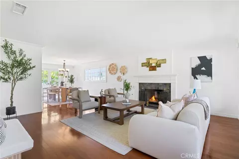 2500 Canyon View Ln, Pasadena, CA 91107