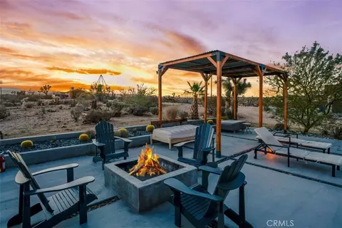 59427 La Crescenta Dr, Yucca Valley, CA 92284