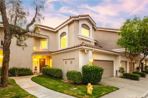 1055 S Sundance Dr, Anaheim, CA 92808