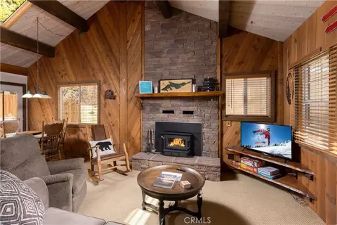 Living - 43014 Moonridge Rd, Big Bear Lake, CA 92315 photo 2 of 2
