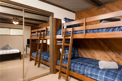 Bedroom - 43014 Moonridge Rd, Big Bear Lake, CA 92315 photo 2 of 4