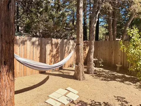 Exterior - 43014 Moonridge Rd, Big Bear Lake, CA 92315 photo 7 of 8