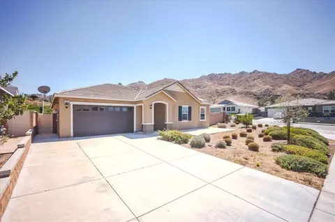 7922 Brass Kettle Cir, Riverside, CA 92507