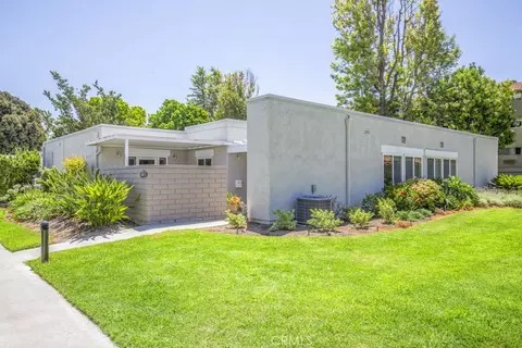 2372 Via Mariposa W #B, Laguna Woods, CA 92637