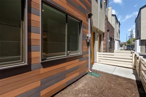 5868 Linden Ave #6, Long Beach, CA 90805