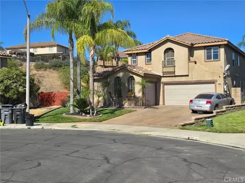 130 Azurite Pl, Perris, CA 92570