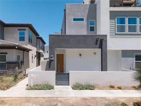 207 Abacus, Irvine, CA 92618