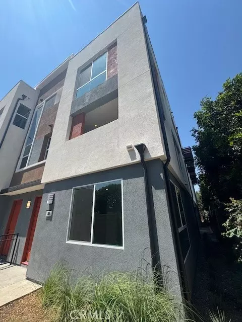 1812 E 1st St #280, Santa Ana, CA 92705