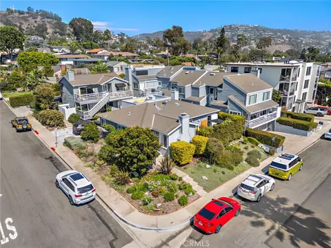 438 Cypress Dr #3, Laguna Beach, CA 92651