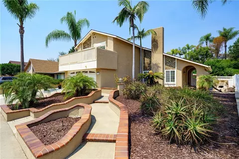 23251 Via Guadix, Mission Viejo, CA 92691