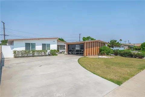 13581 Yosemite Dr, Westminster, CA 92683