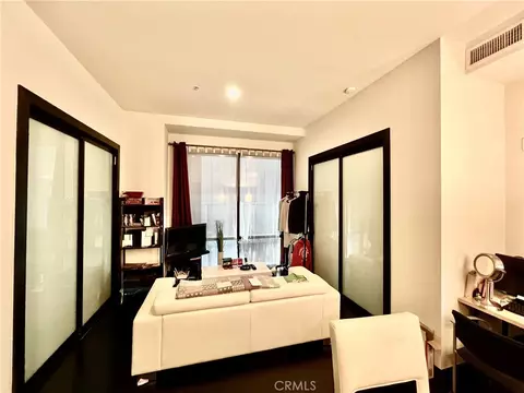 655 S Hope St #607, Los Angeles, CA 90017